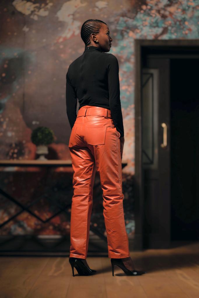 Pantaloni di pelle classici