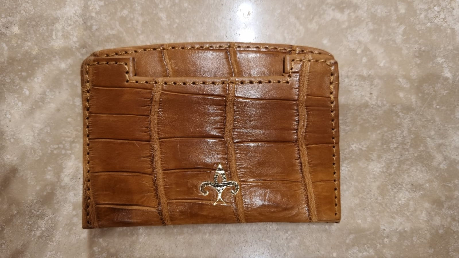 Onyx Oval Card Holder