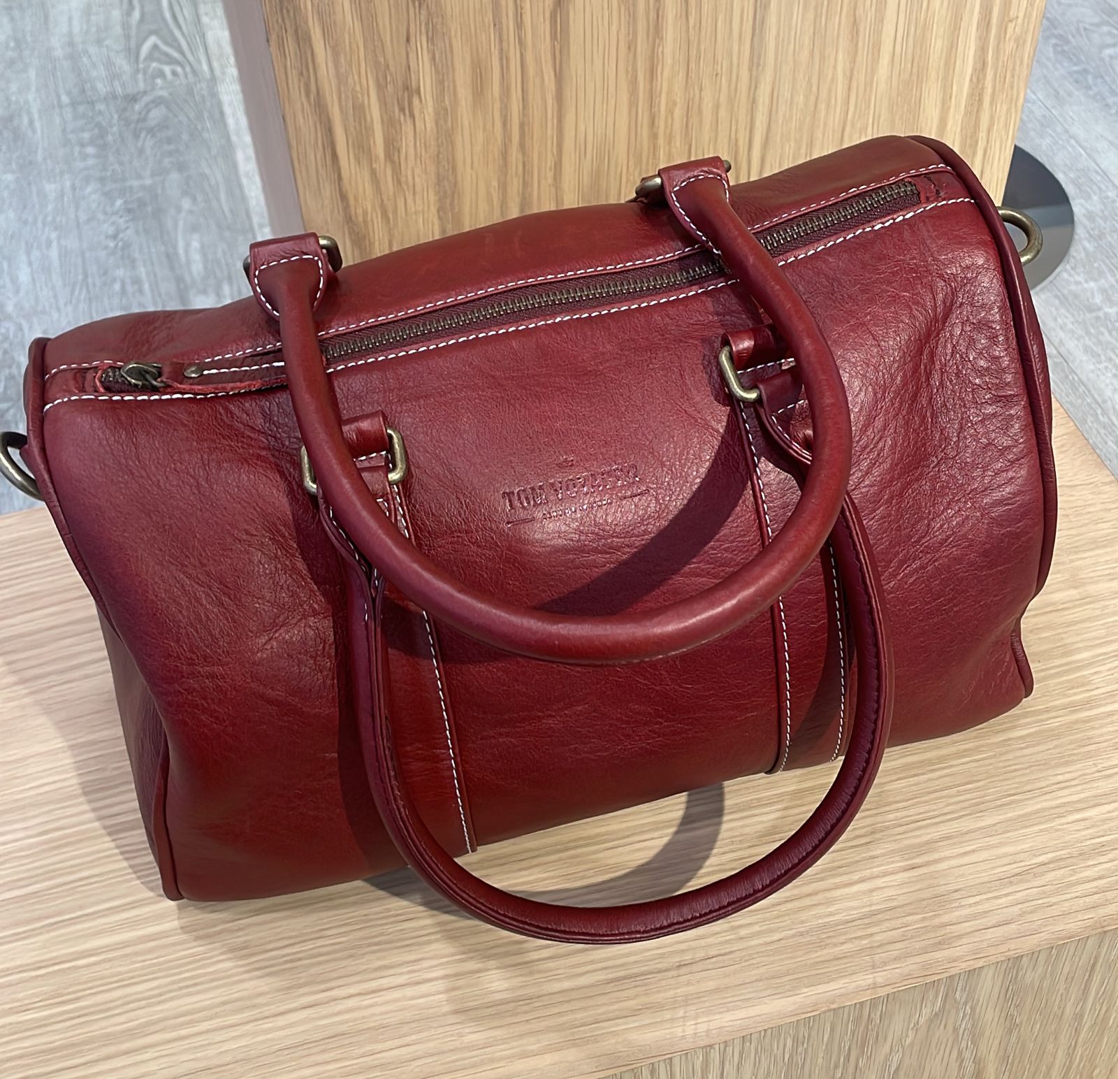 Finn Leather Bag - Red