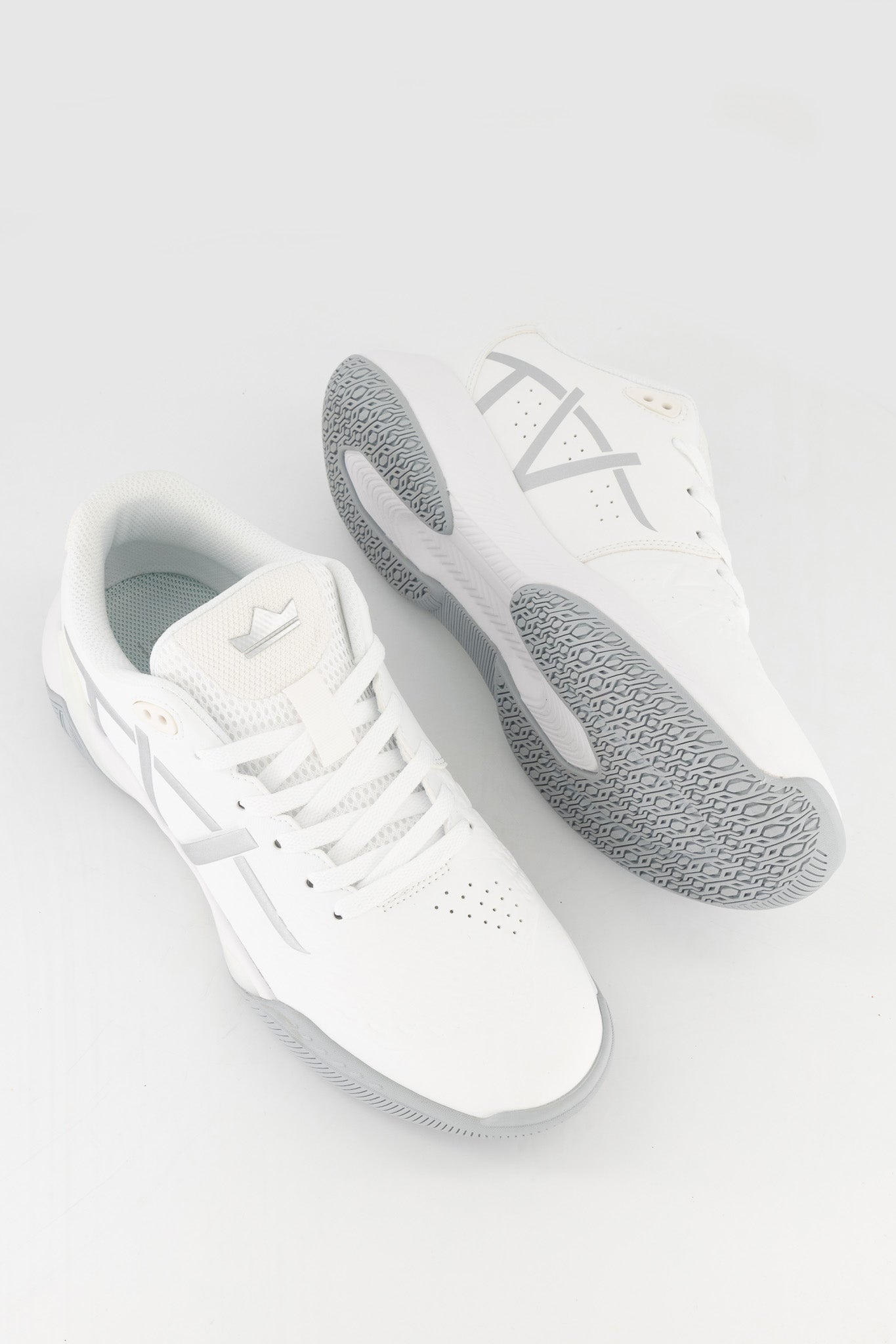 Nova X Silver White Sneaker
