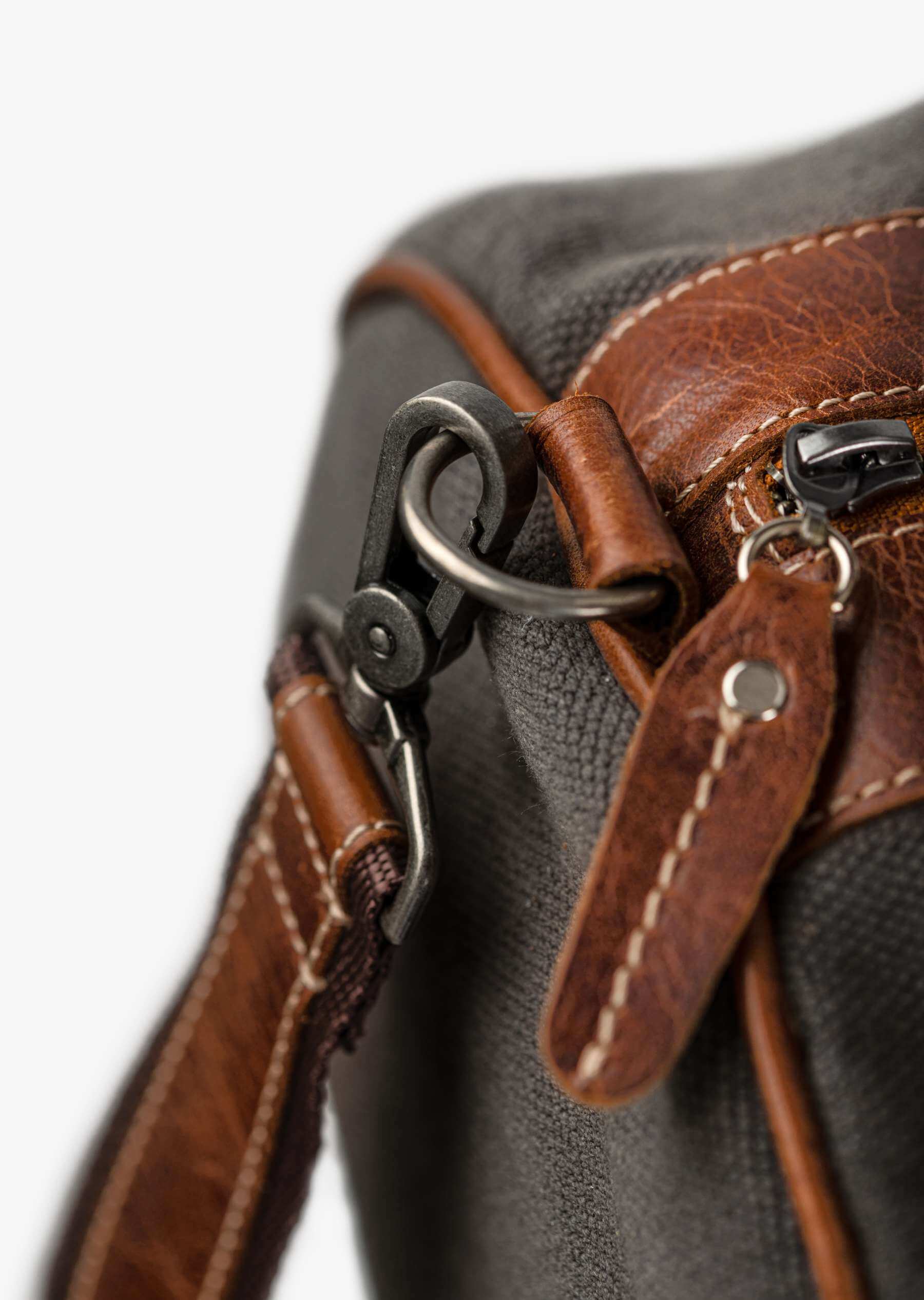 Chapman Canvas Duffel Bag Grey - Tom Voyager SA